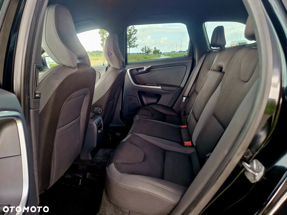 Volvo XC 60 - 23