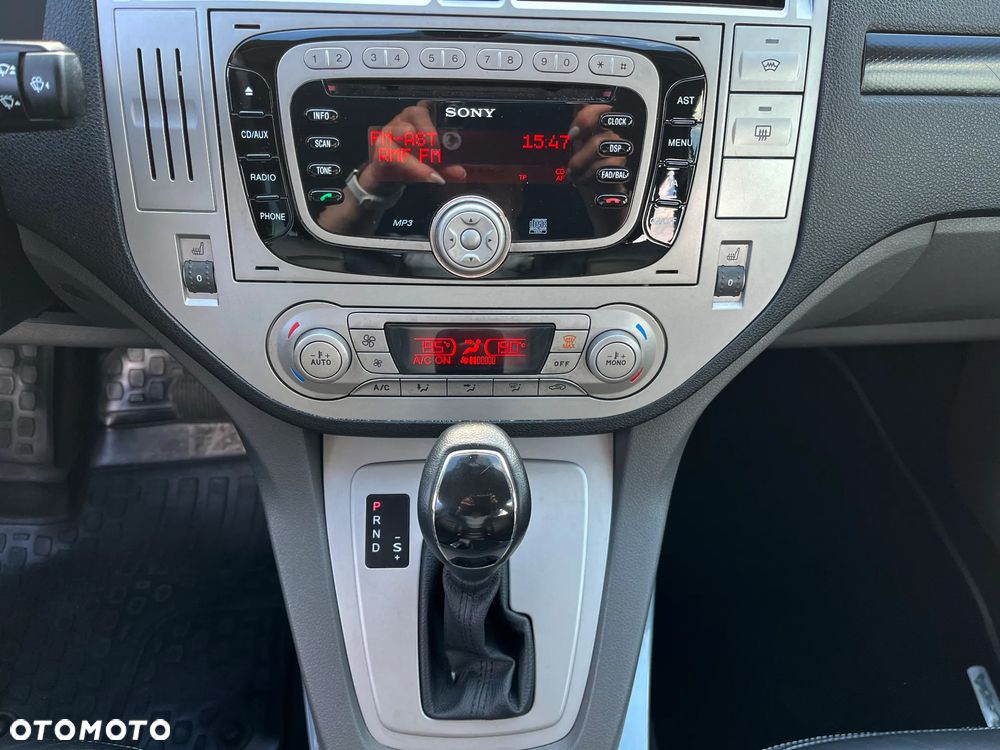 Ford Kuga - 23