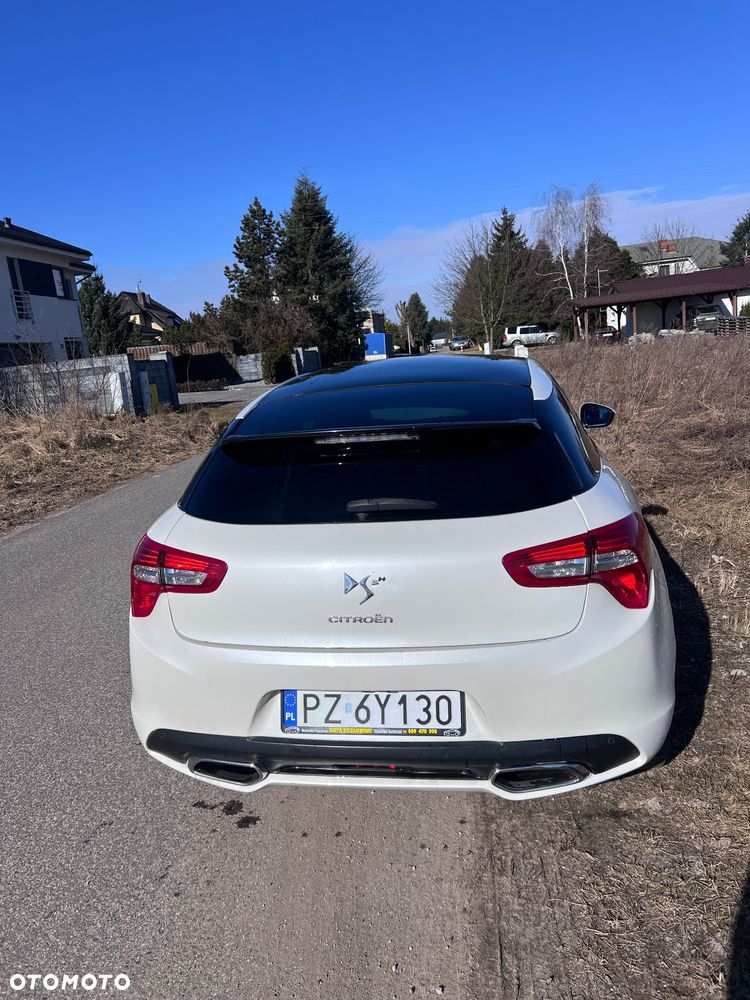 Citroën DS5 Hybrid4 EGS6 SportChic - 5