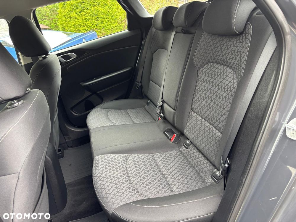 Kia Ceed 1.6 CRDi (48V Mild-Hybrid) DCT7 Platinum - 8