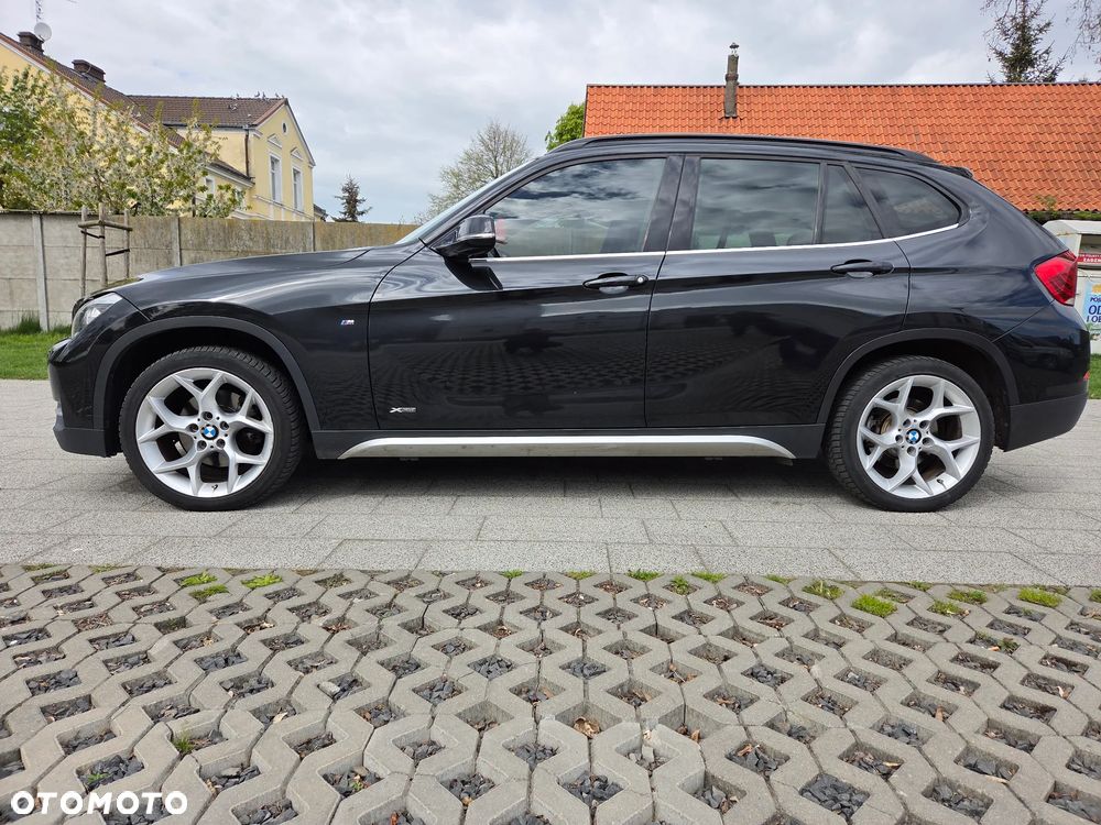 BMW X1 xDrive18d xLine - 4