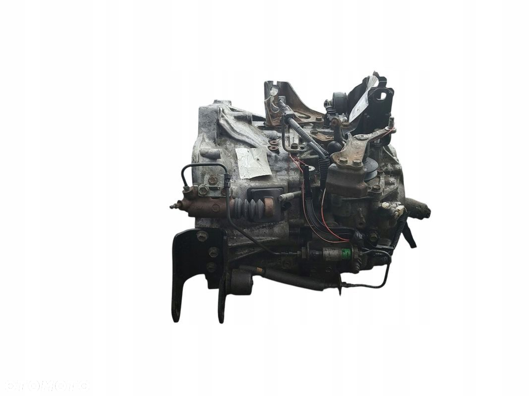 SKRZYNIA BIEGÓW TOYOTA AVENSIS T25 2.0 D4D 126KM 93kW 237 TYŚ - 2