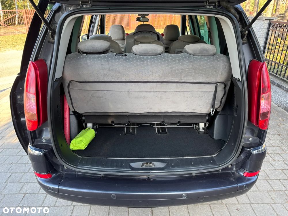 Peugeot 807 HDi 170 Bi-Turbo Automatik Platinum Pullmann - 18
