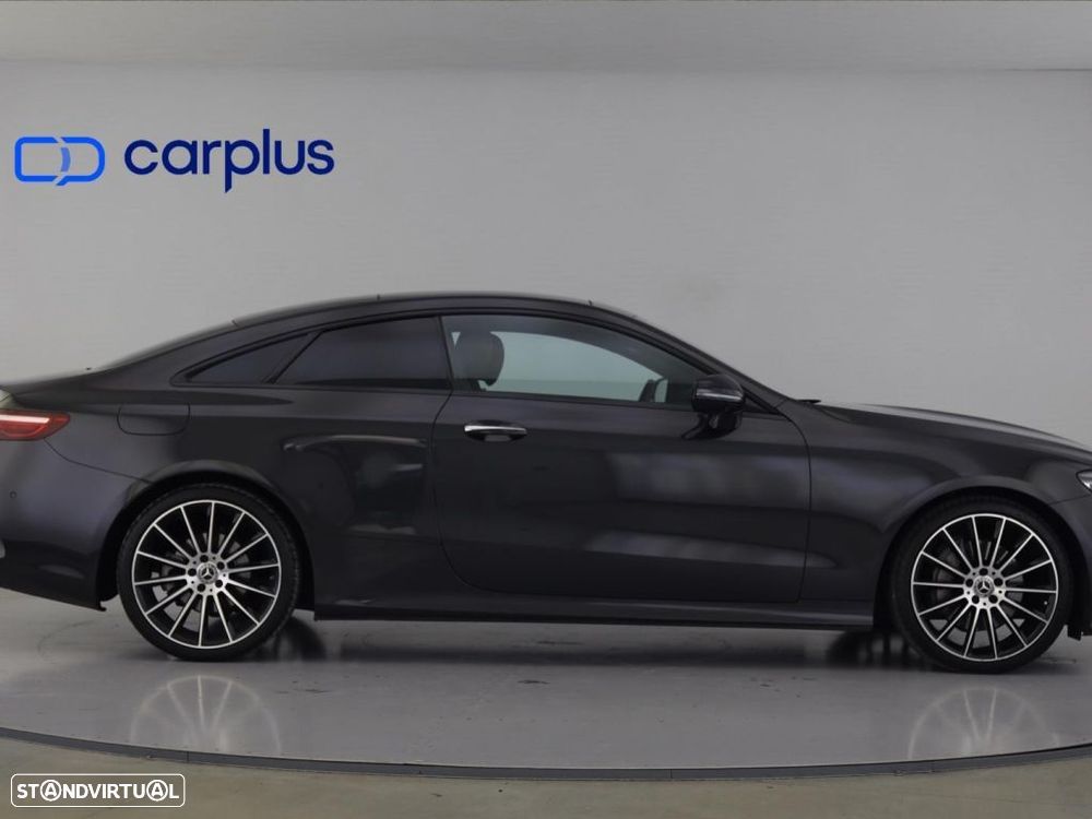 Mercedes-Benz E 220 d AMG Line - 8