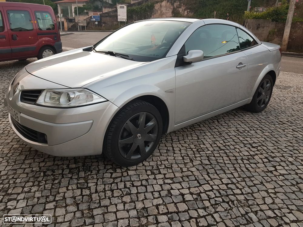Renault Mégane CC 1.5 dCi Dynamique - 4