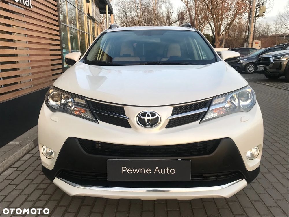 Toyota RAV4 2.0 D-4D Premium - 12