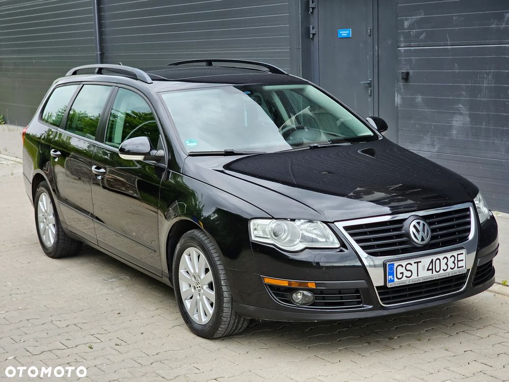 Volkswagen Passat 1.9 TDI DPF Sportline - 10