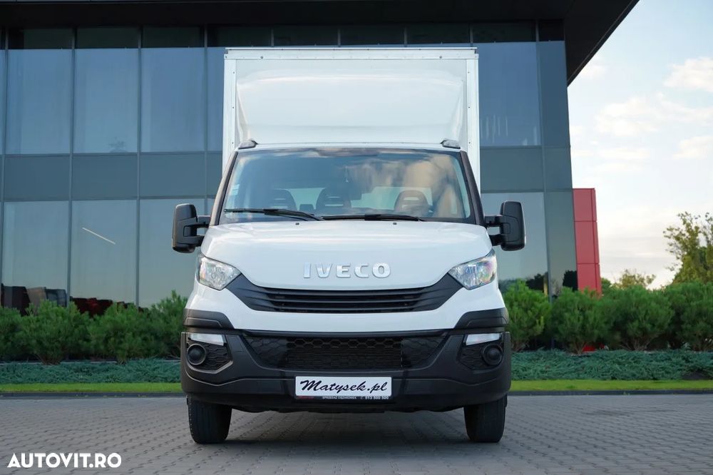 Iveco DAILY 35-140 / CONTAINER / DUBLU / MANUAL / ROLURI / MASĂ NETĂ: 3500 KG / 2017 - 3