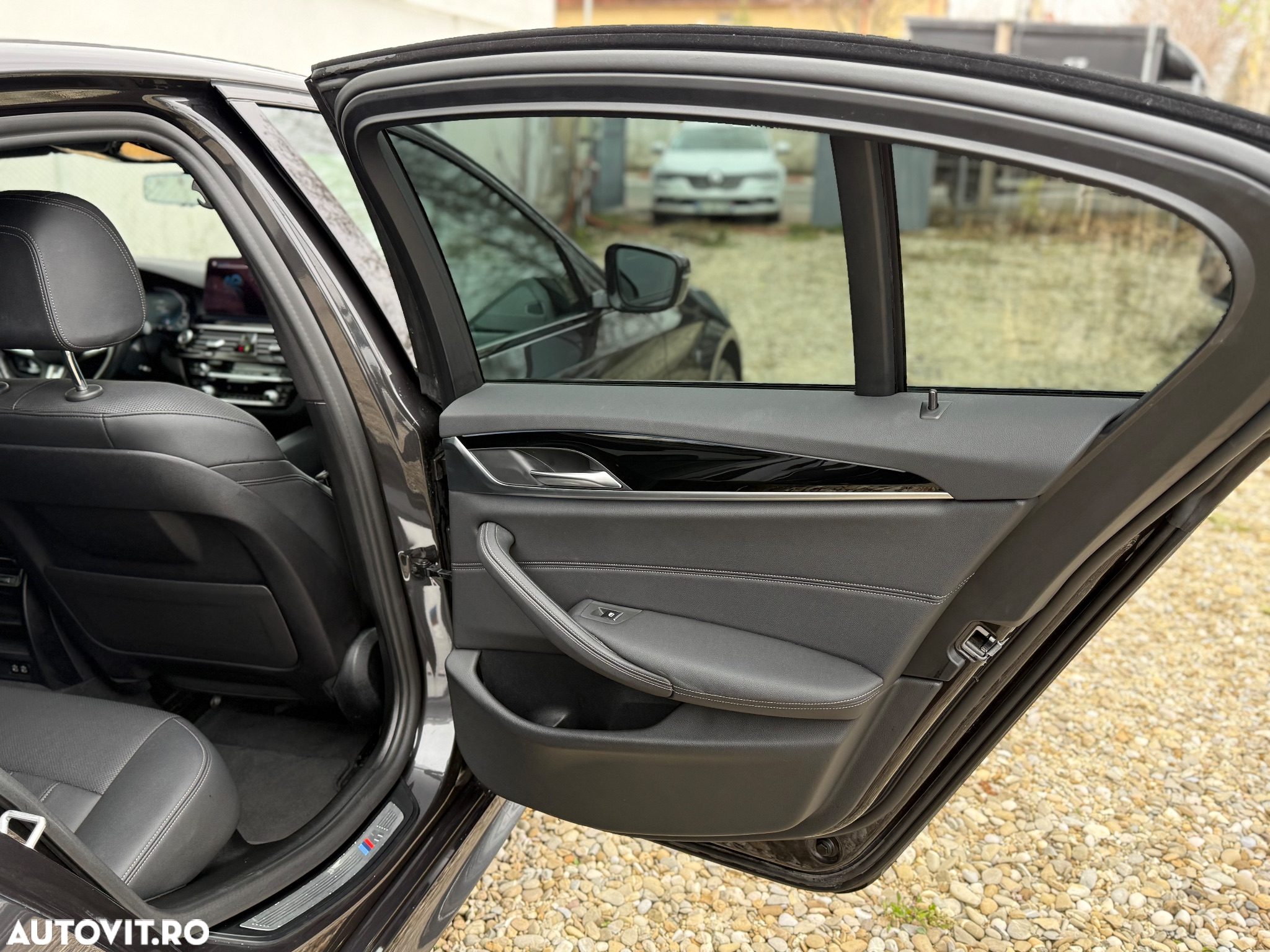BMW Seria 5 - 17