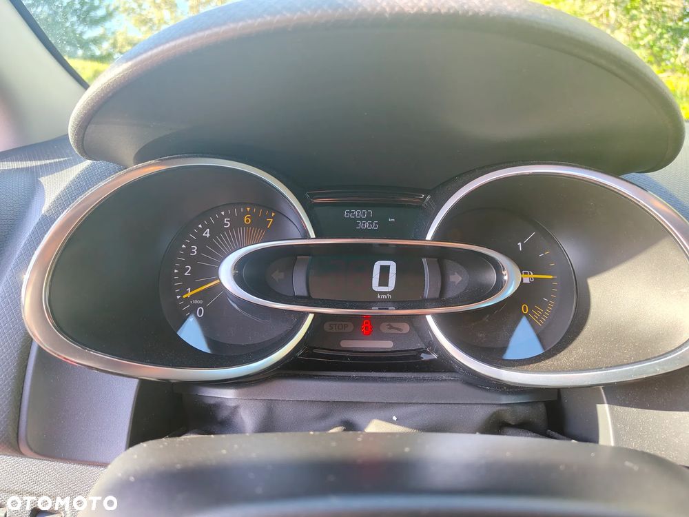 Renault Clio 0.9 Energy TCe Limited EU6 - 9