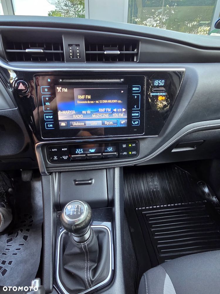 Toyota Auris 1.6 D-4D Edition-S - 17