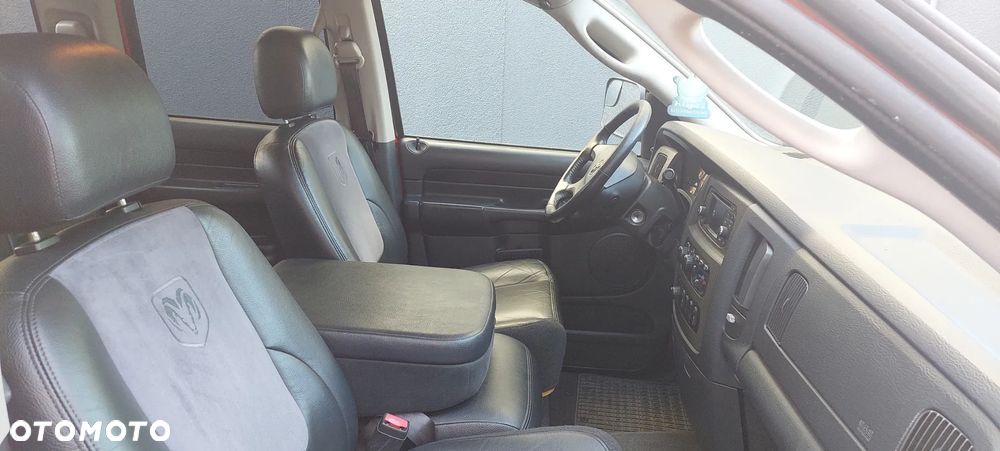 Dodge RAM 1500 5.7 4WD HEMI - 31