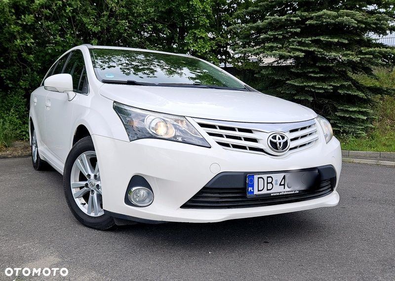 Toyota Avensis 2.0 D-4D Premium - 3