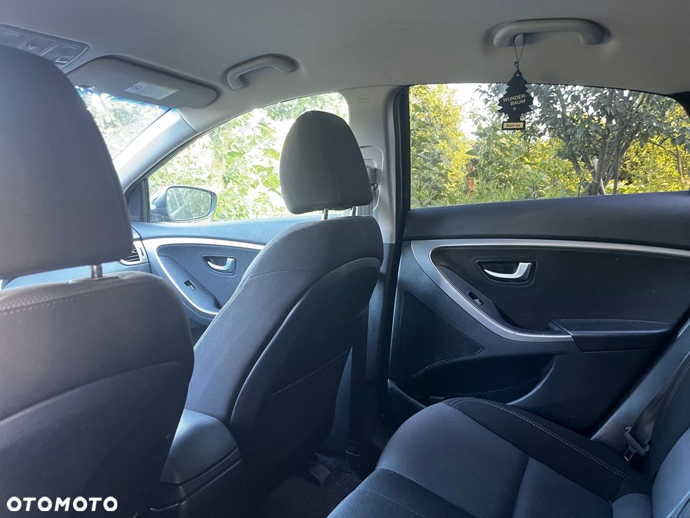 Hyundai i30 1.6 GDI Comfort - 39
