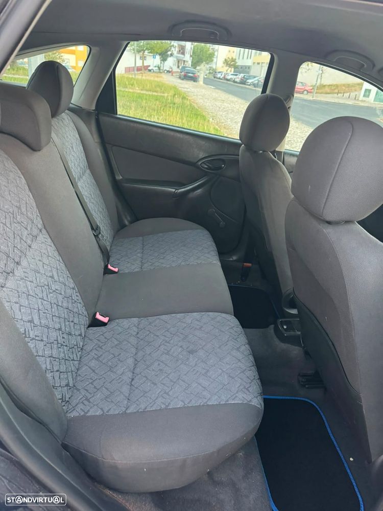 Ford Focus 1.4 Comfort - 8