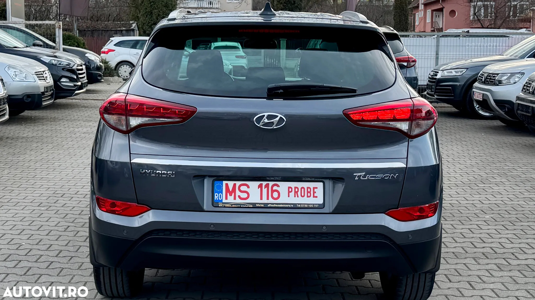 Hyundai Tucson 2.0 CRDI 2WD Style - 24