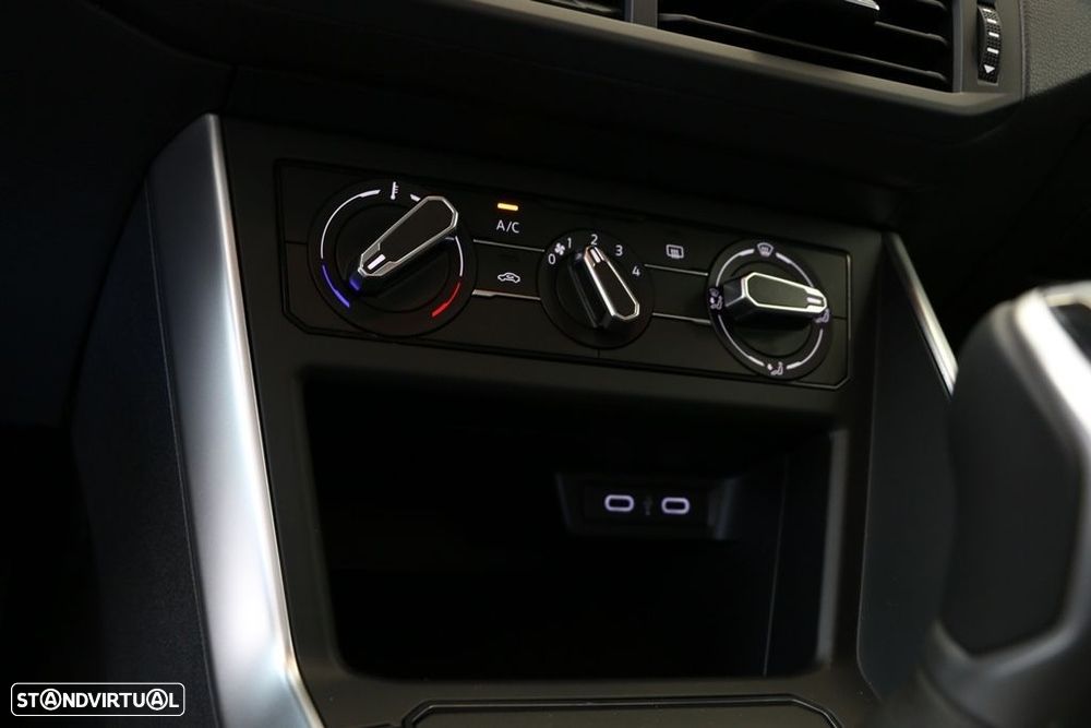 VW Polo 1.0 TSI Urban - 15