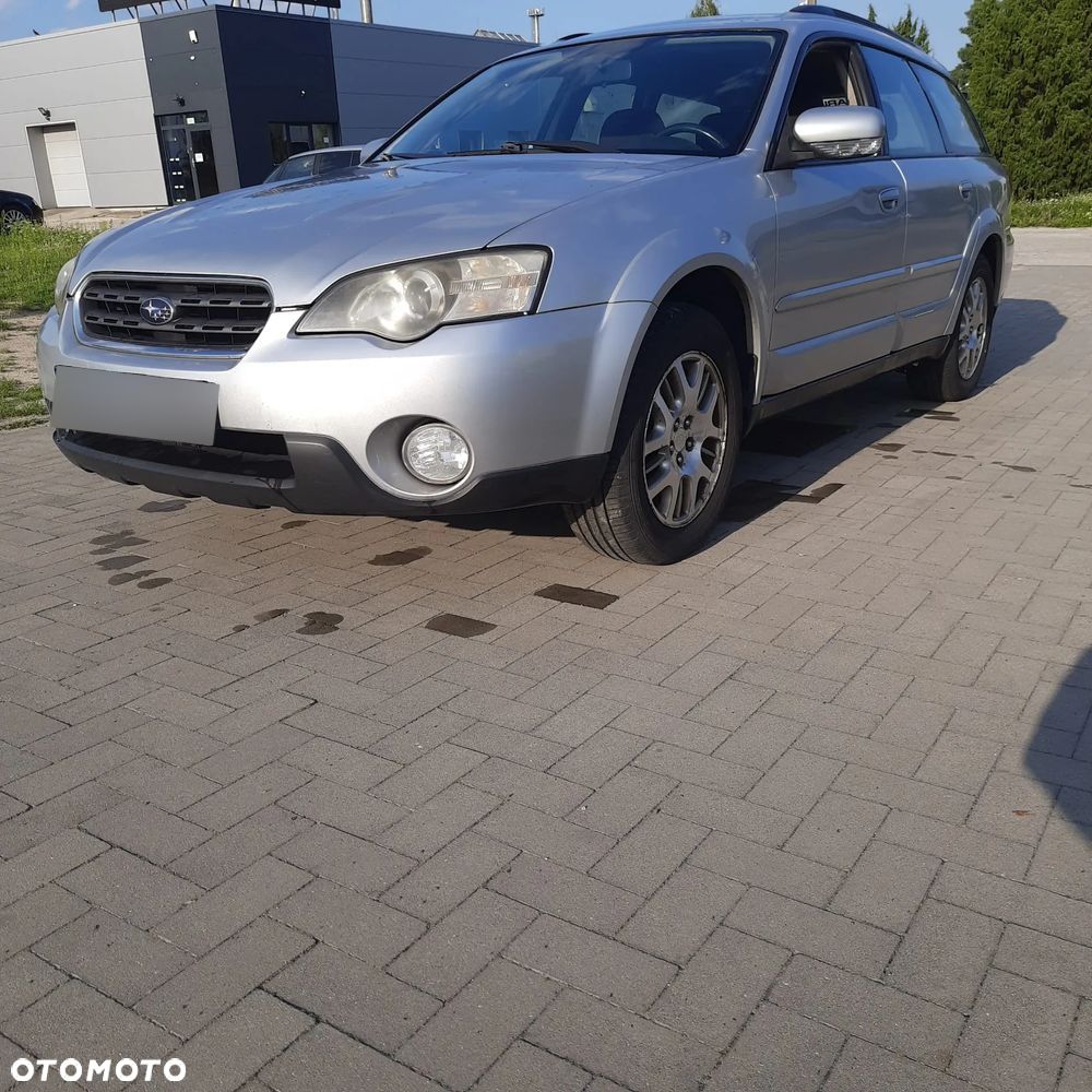 Subaru Legacy 2.5i MT - 5