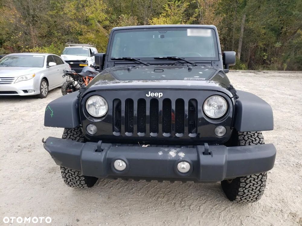 Jeep Wrangler - 2