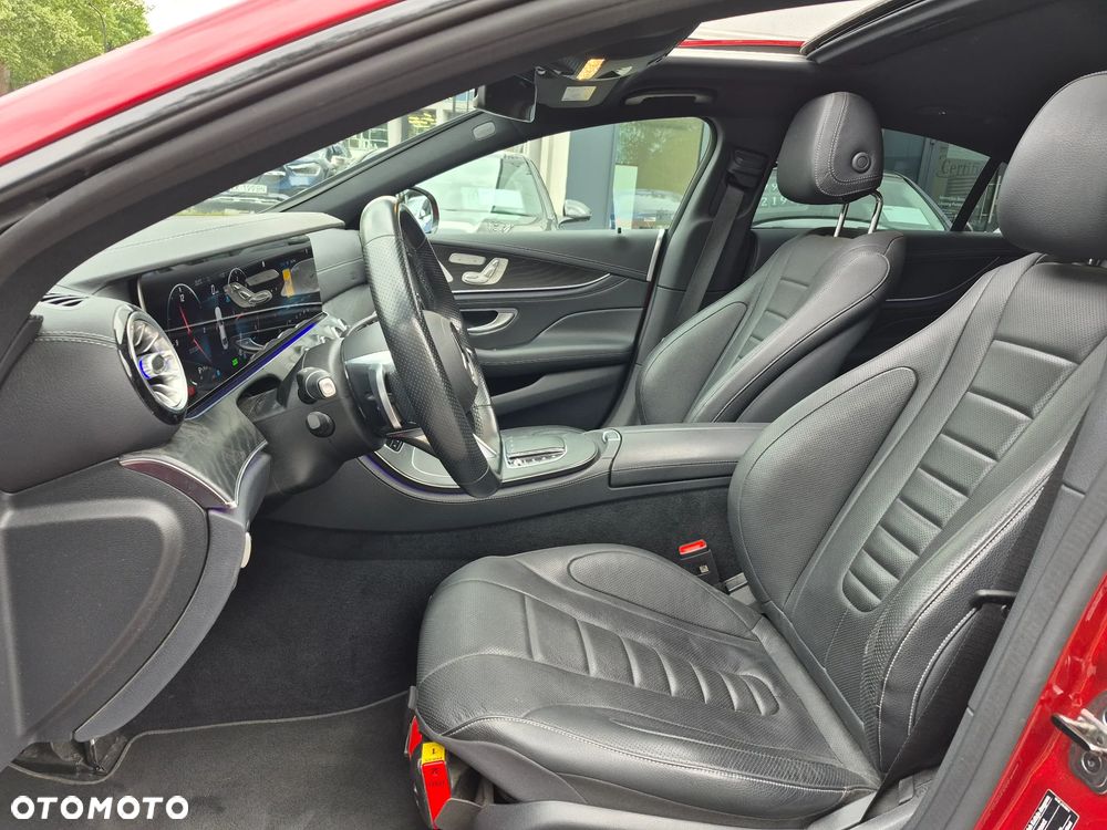 Mercedes-Benz CLS 300 d 4-Matic AMG - 21