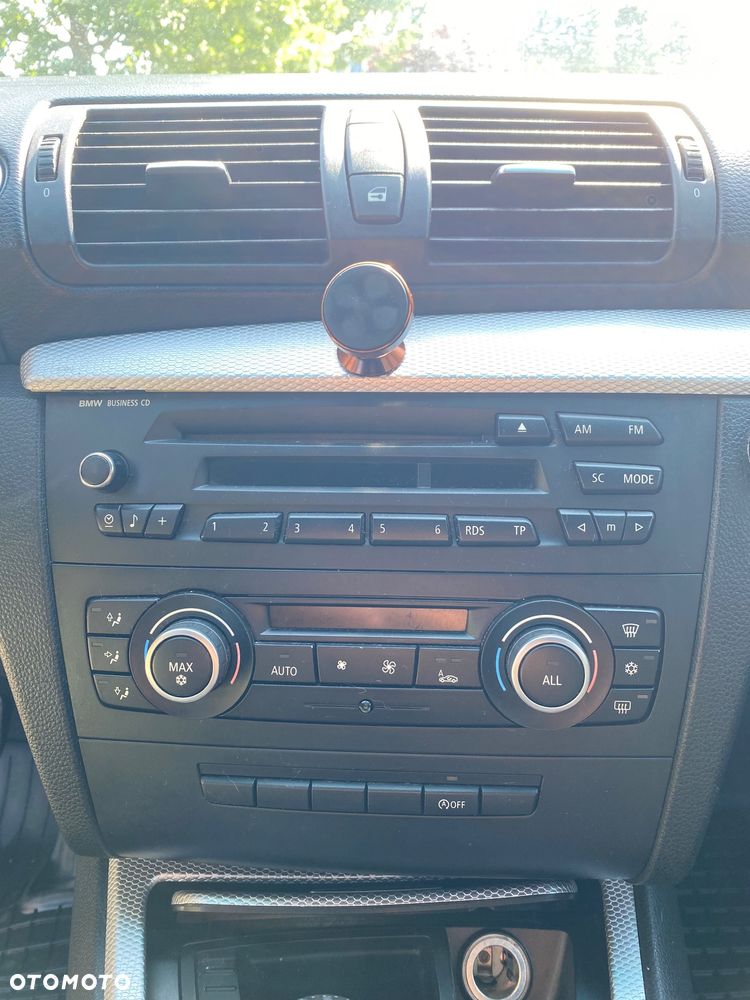 BMW Seria 1 116d DPF - 22