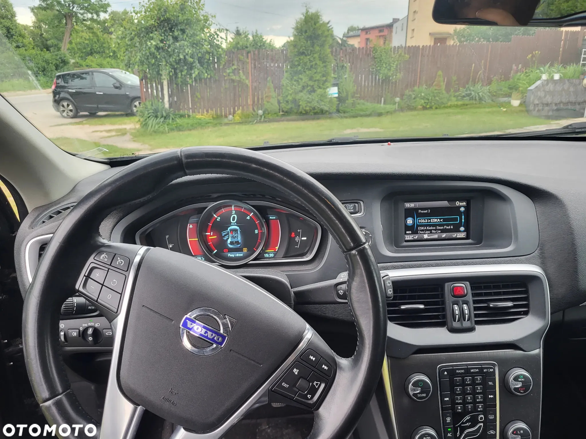 Volvo V40 D3 Momentum - 12