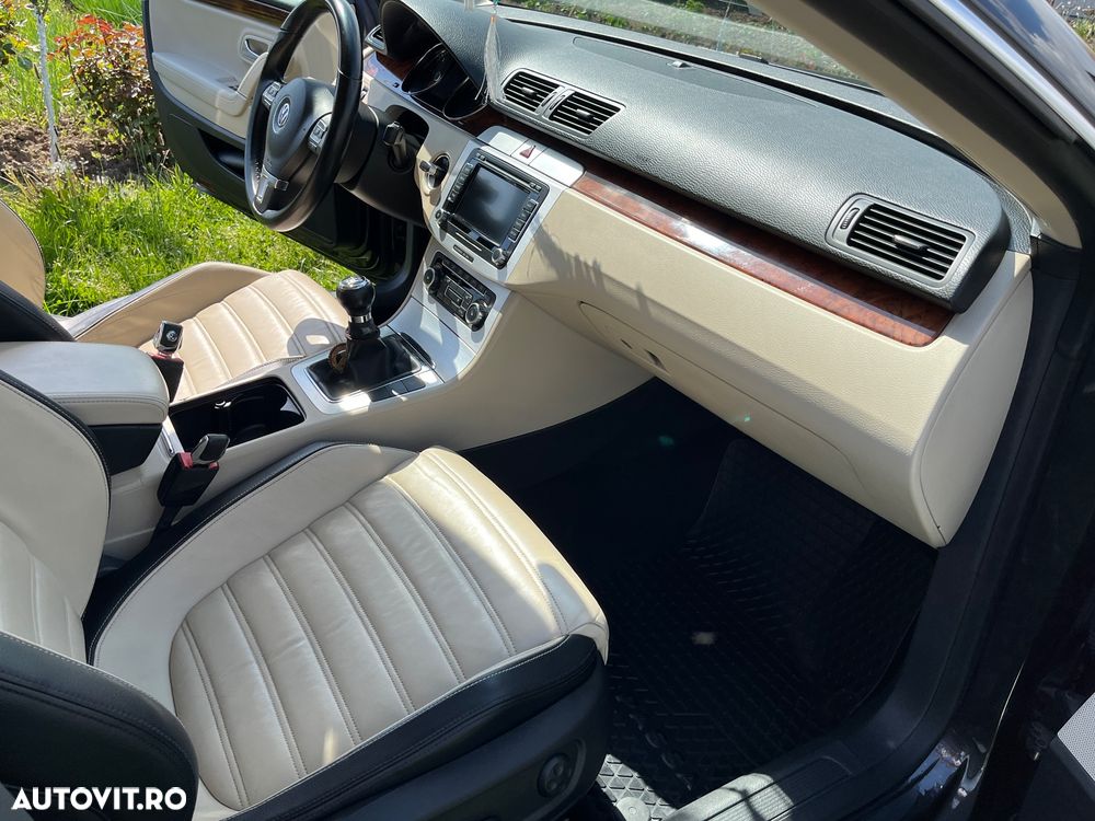 Volkswagen Passat 2.0 TDI DPF Comfortline - 13