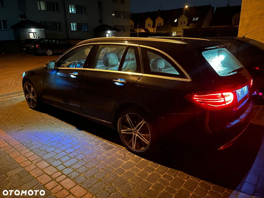 Mercedes-Benz Klasa C 300 de 9G-TRONIC Avantgarde - 4