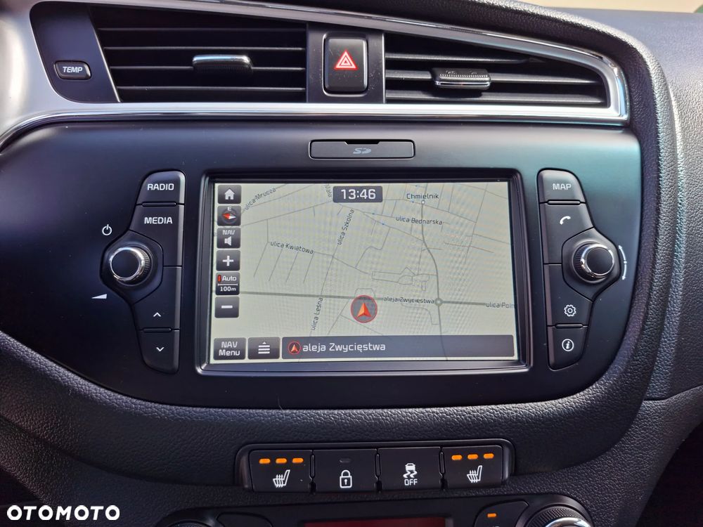 Kia Ceed 1.4 CVVT ISG Dream Team Edition - 23
