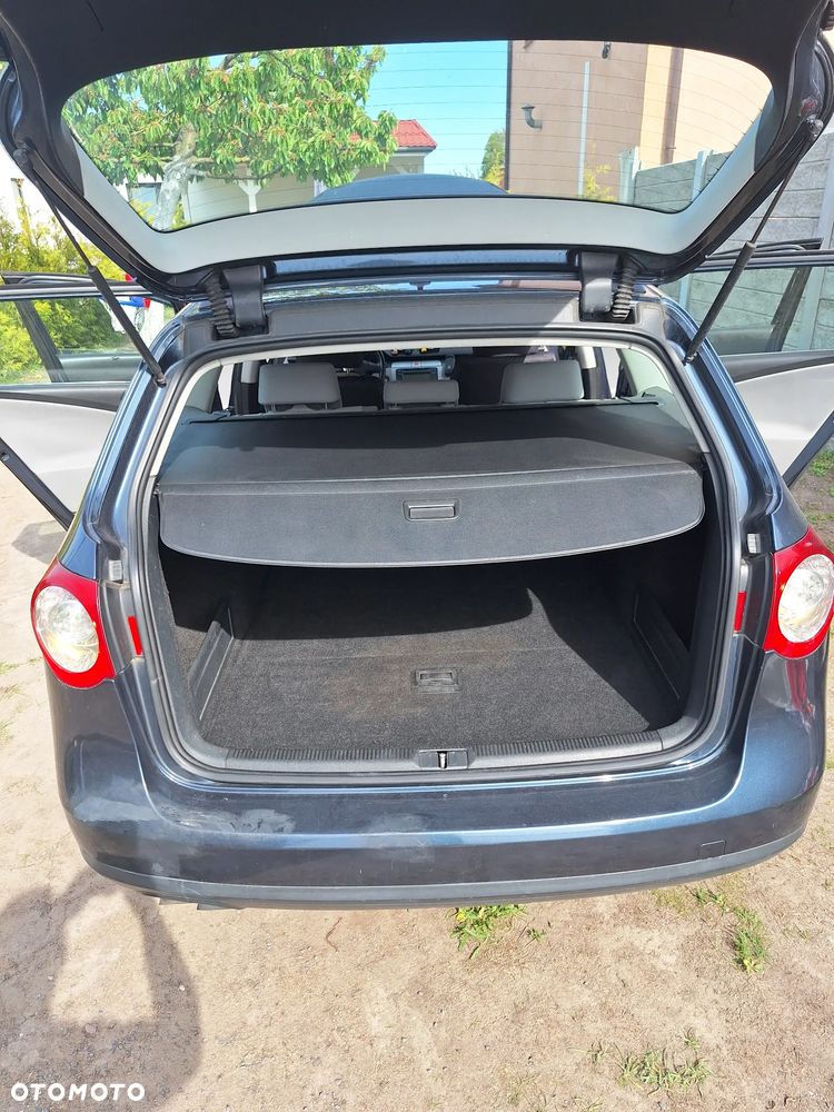 Volkswagen Passat 2.0 TDI DPF Comfortline Family - 5