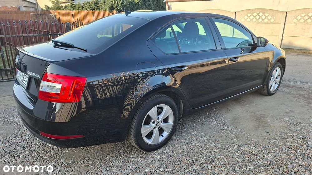 Skoda Octavia 1.5 TSI ACT DSG Style - 4