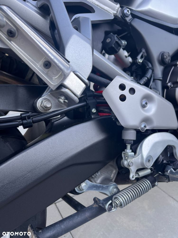 Yamaha XTZ - 16