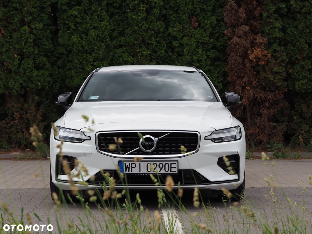 Volvo V60 T4 R-Design - 2