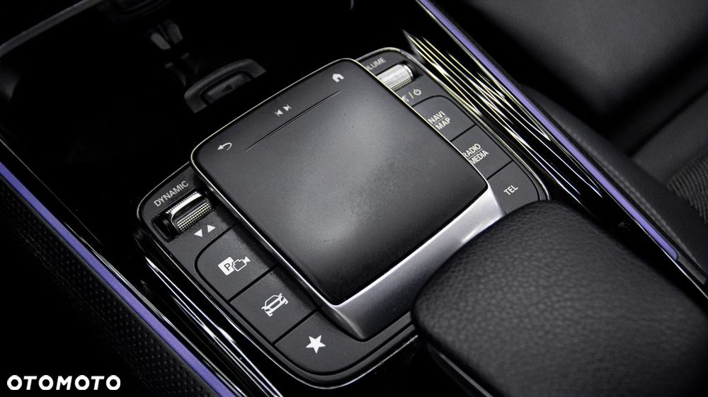 Mercedes-Benz GLB 200 d 8G-DCT - 24