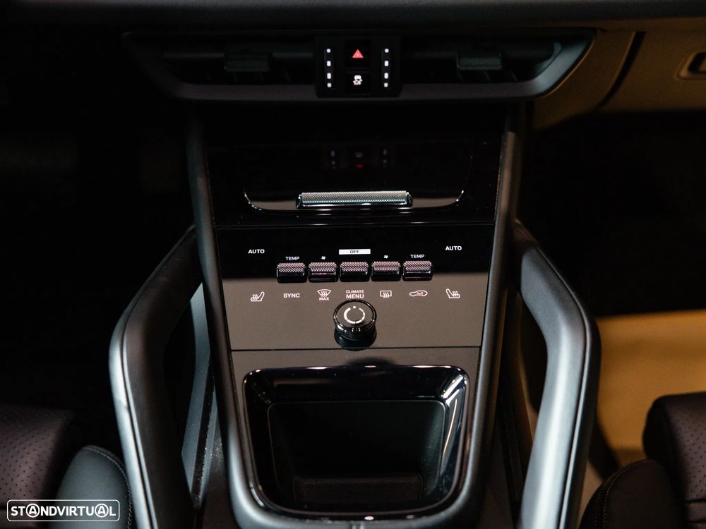 Porsche Cayenne E-Hybrid — fotografia 42