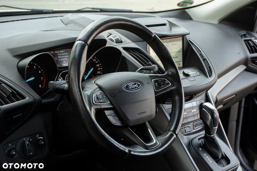 Ford Kuga 1.5 EcoBoost 4WD Titanium - 23