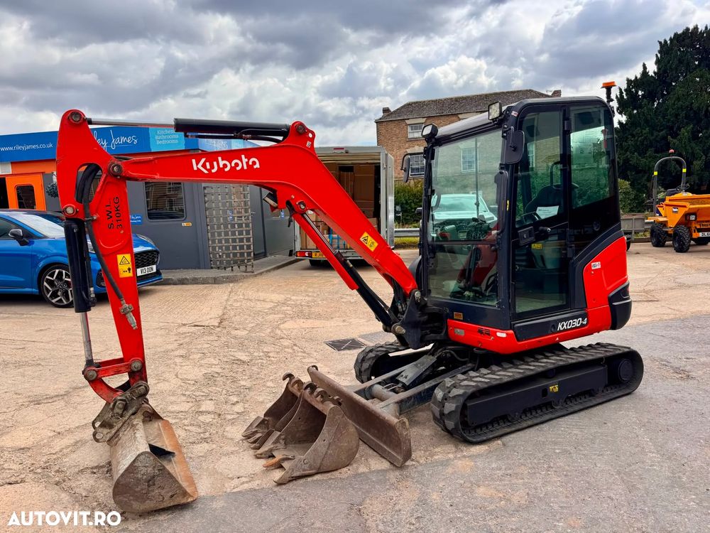 Kubota KX030 - 9