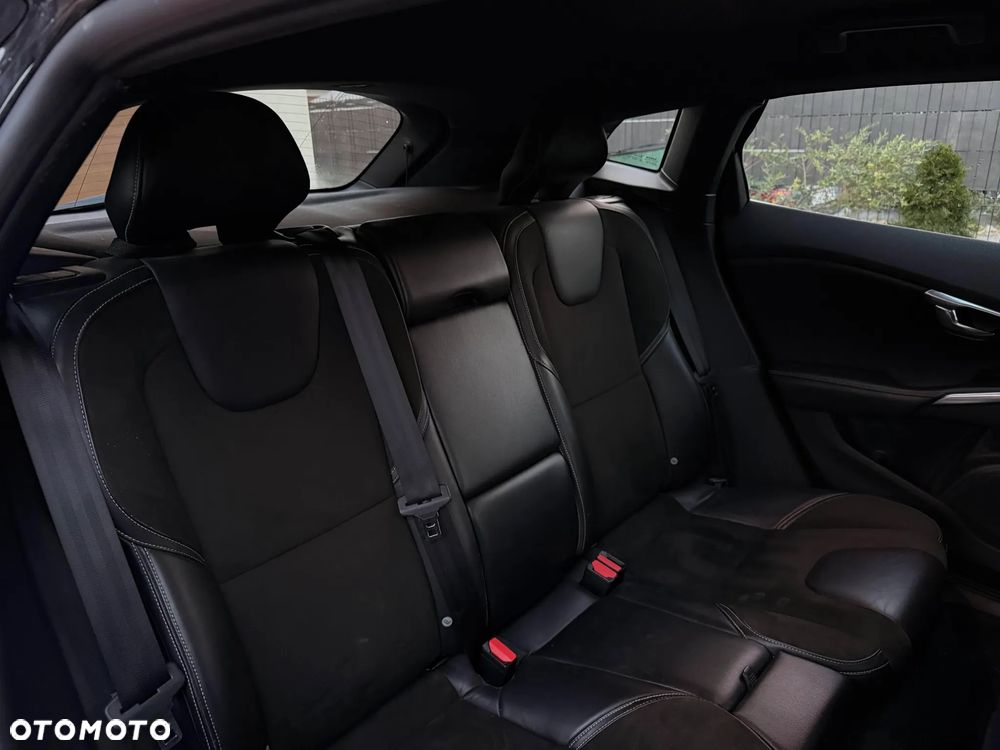 Volvo V40 - 12