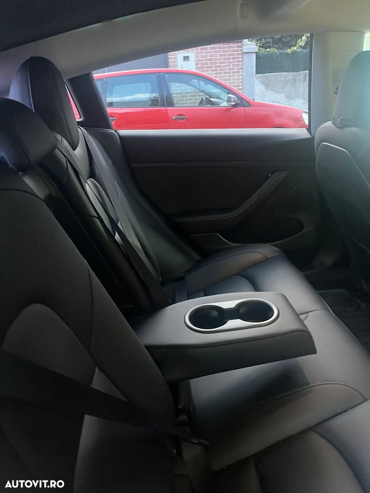 TESLA Model 3 2023 — imagine 13