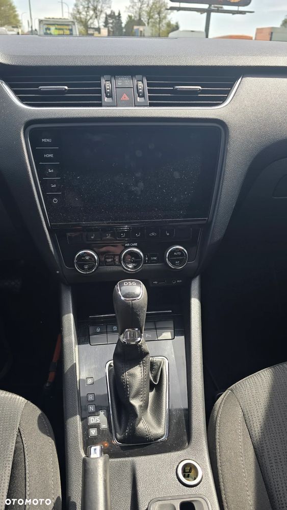 Skoda Octavia 1.6 TDI DSG Style - 8