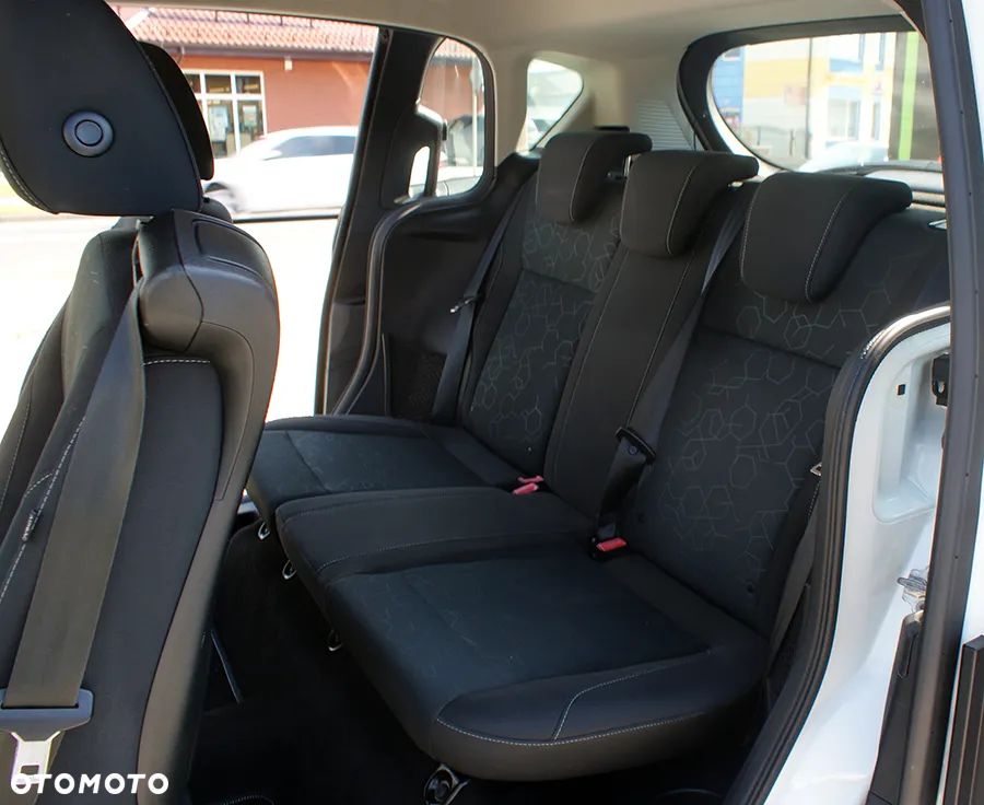 Ford B-MAX 1.4 Colourline - 17