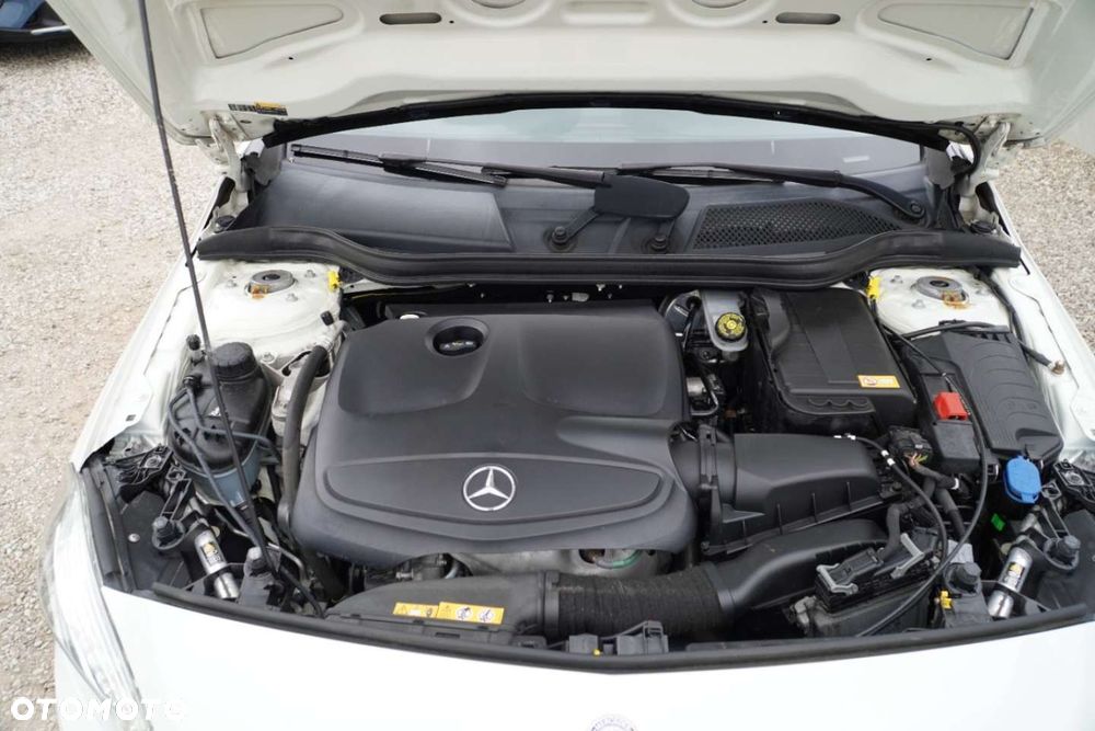 Mercedes-Benz Klasa A 180 (BlueEFFICIENCY) Urban - 30