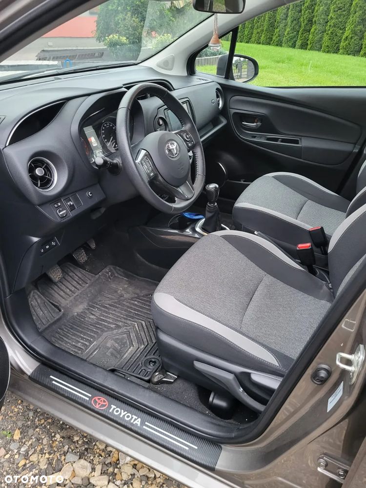 Toyota Yaris 1.5 Selection Style - 9