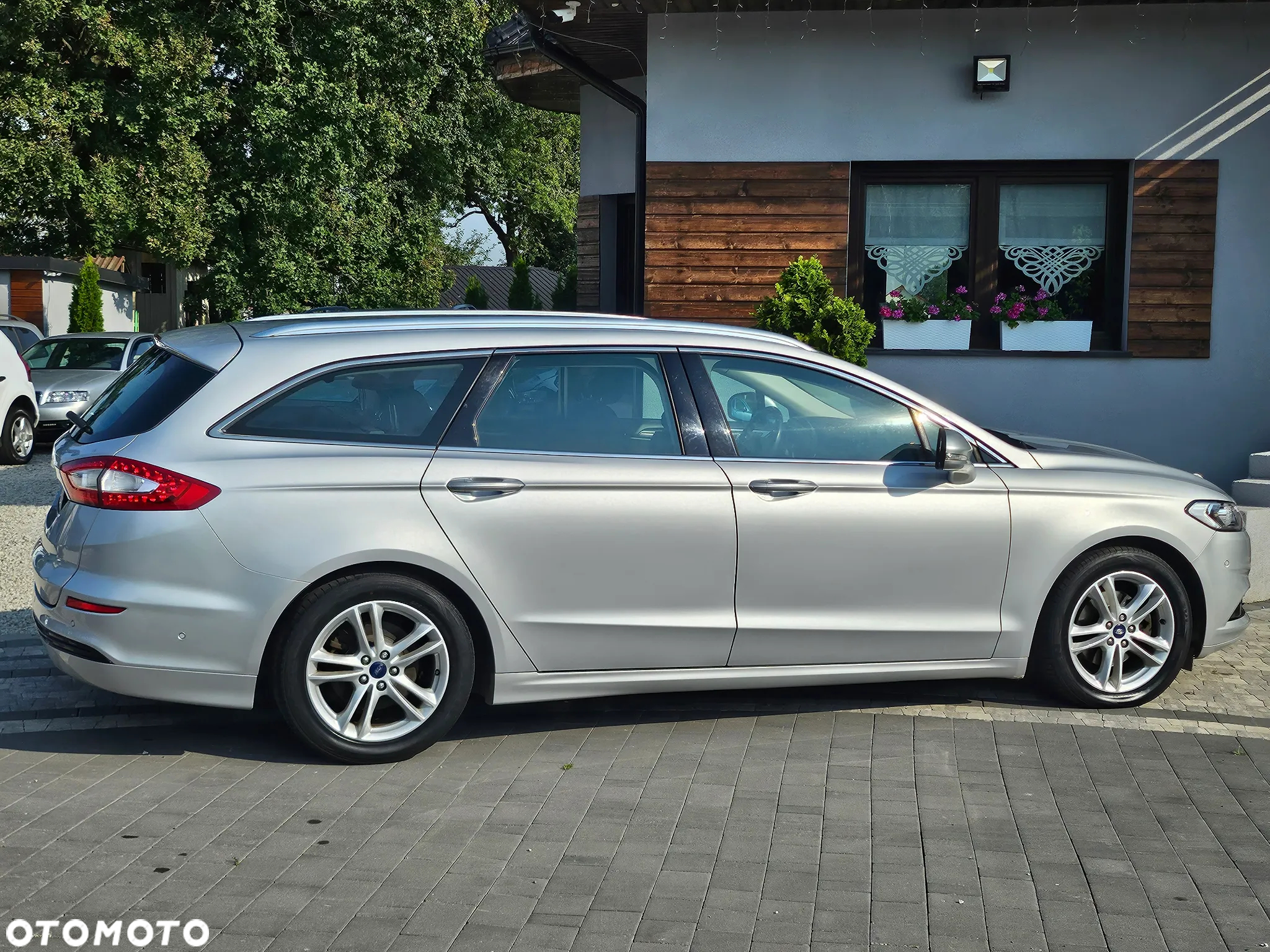 Ford Mondeo 2.0 EcoBlue Titanium - 18