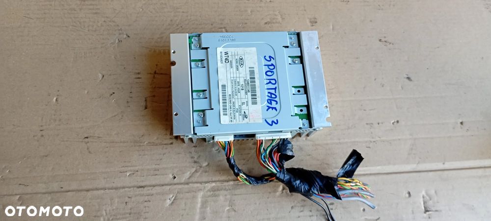 Wzmacniacz audio radia Kia Sportage III 61013789 - 4