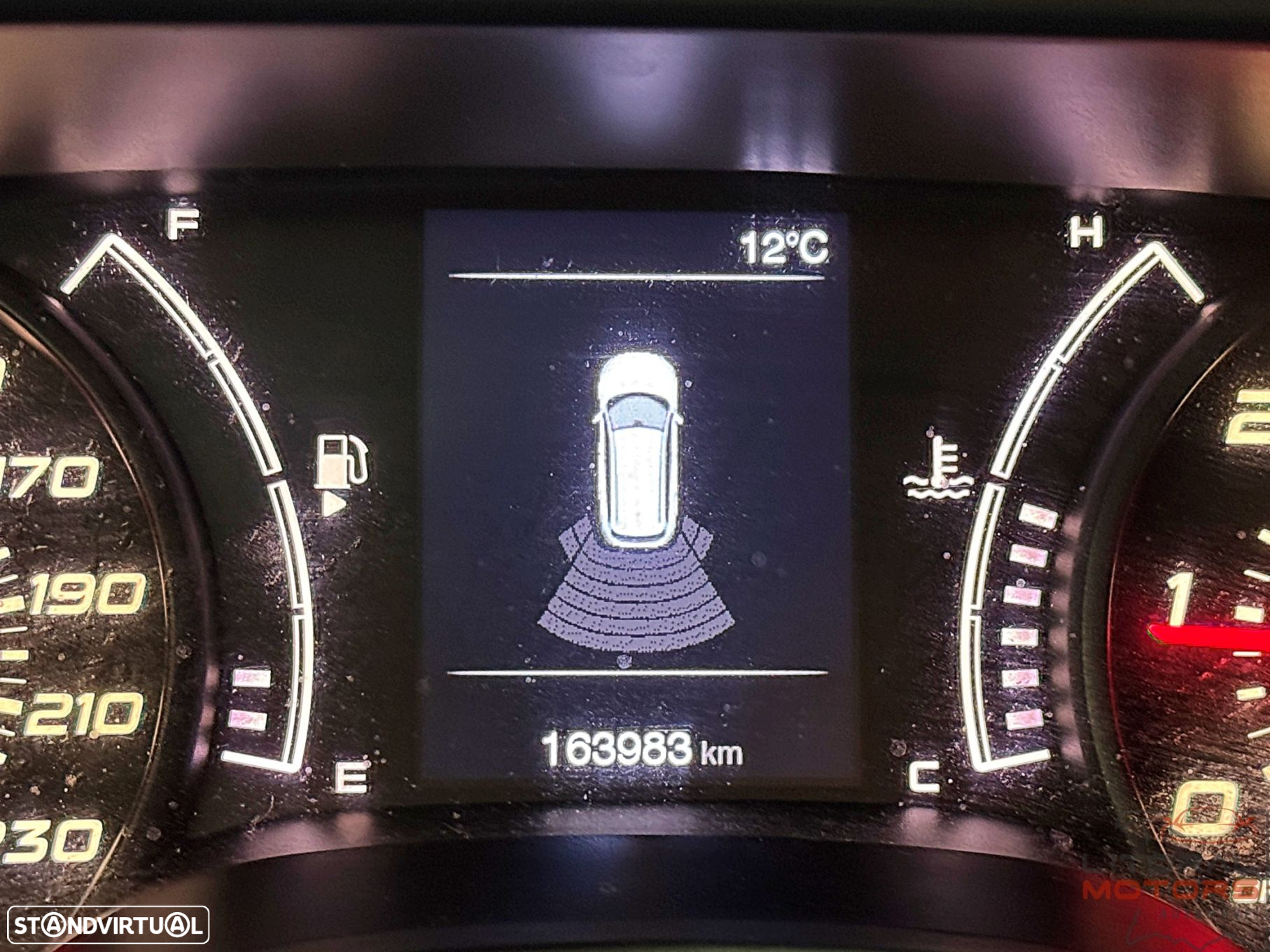 Fiat Tipo Station Wagon 1.3 M-Jet Lounge - 32