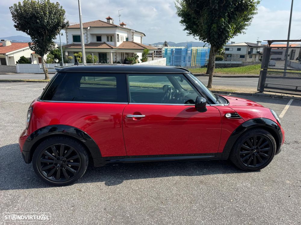 MINI 3 Portas Cooper D - 6