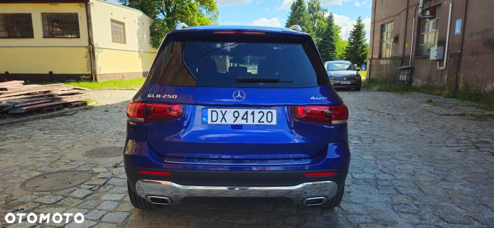 Mercedes-Benz GLB 250 4-Matic Style 8G-DCT - 5