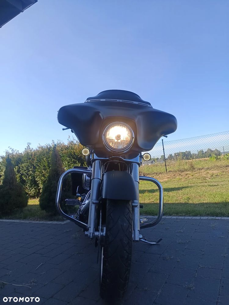 Harley-Davidson Touring Street Glide - 9