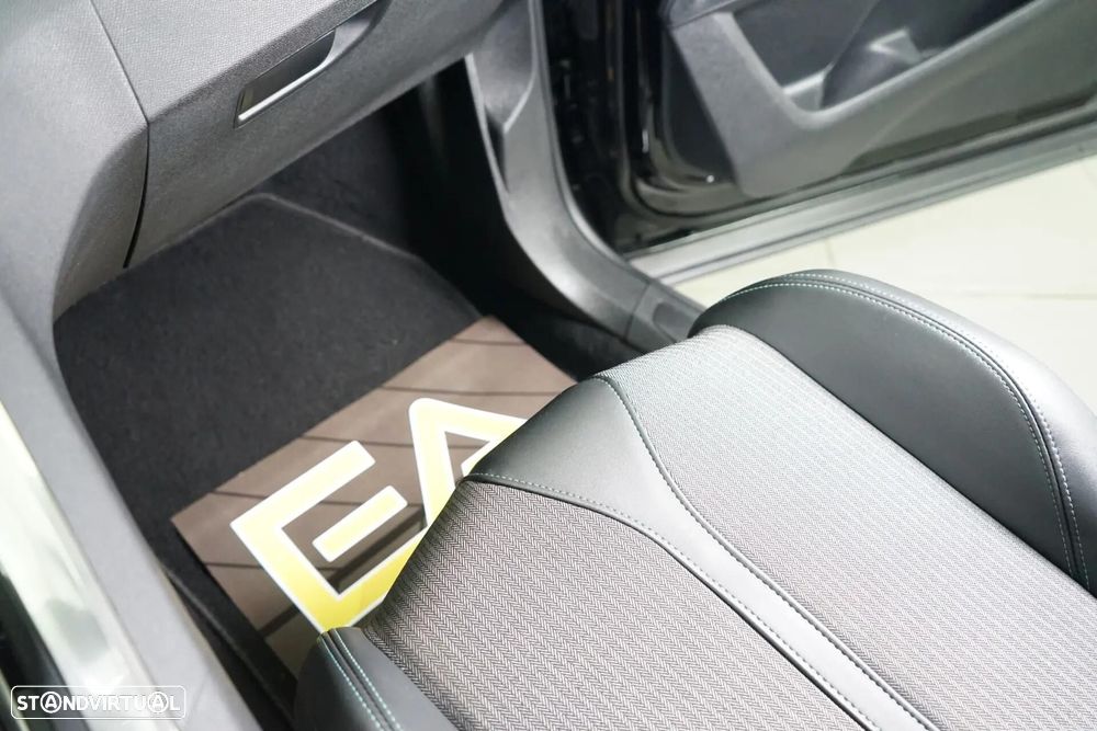 Peugeot 3008 1.2 PureTech Allure - 38